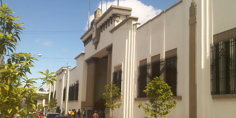 Los 38 cocineros y los 12 meseros para Giammattei y la SAAS